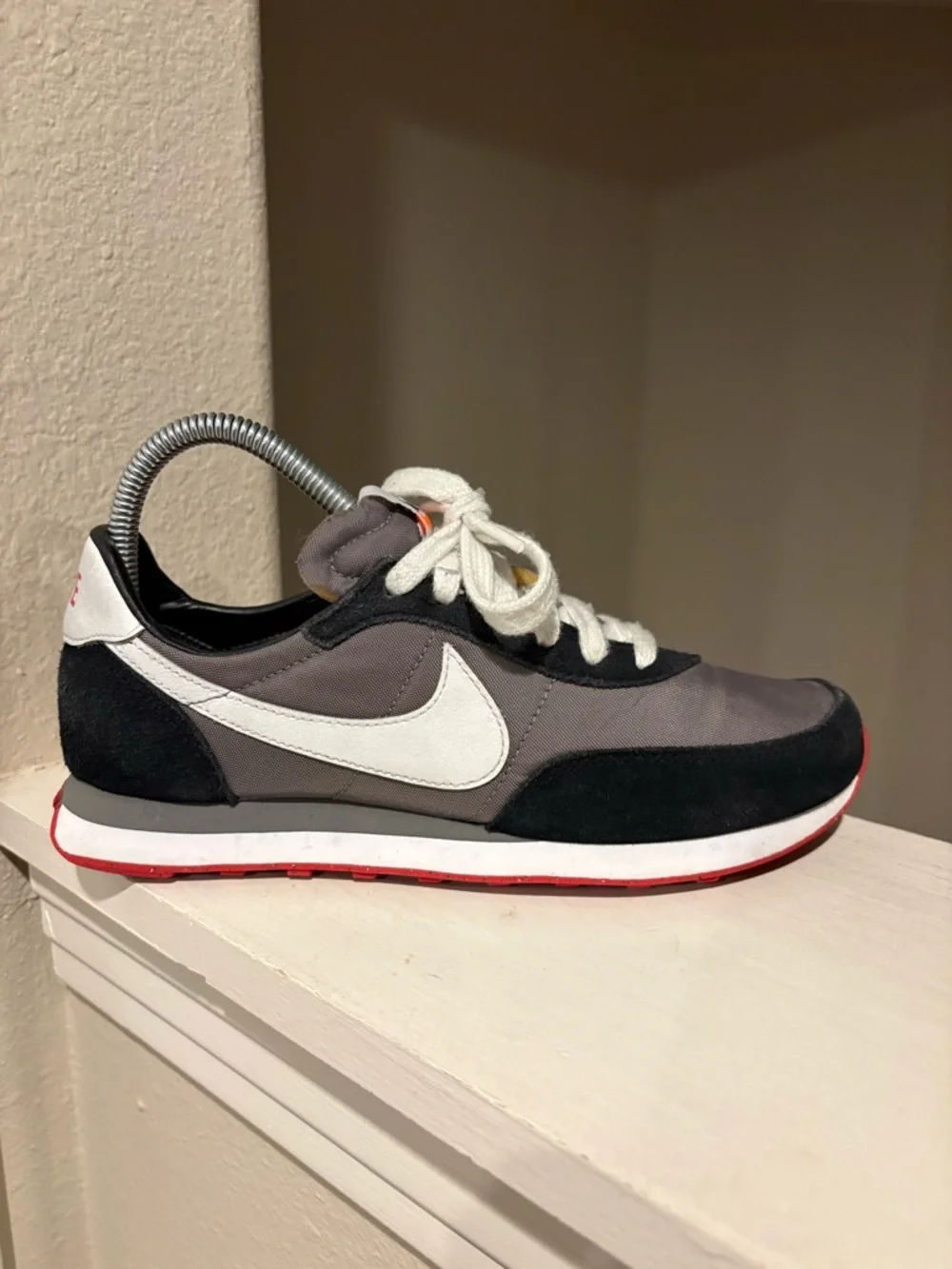 Nike Waffle Trainer 2 Shoes Flat Pewter-Black-Siren Red Youth Size 5Y DC6477-005